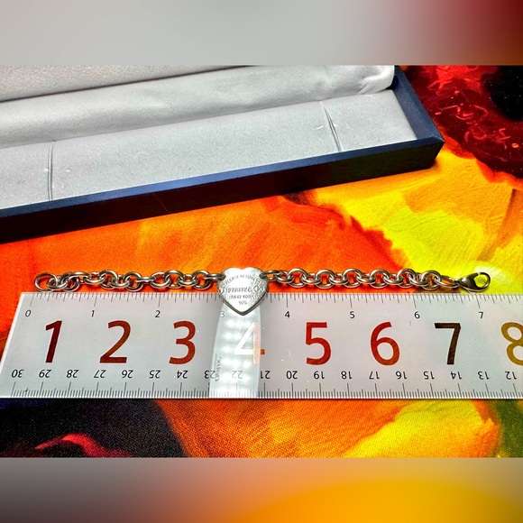 Authentic Tiffany&Co Heart Tag Bracelet - Picture 3 of 5